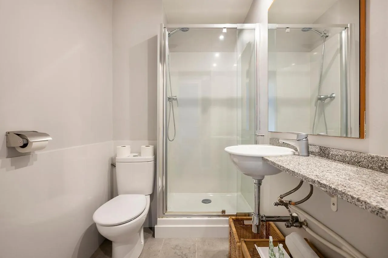 Apartamentos Sata Sagrada Familia Area Barcelona